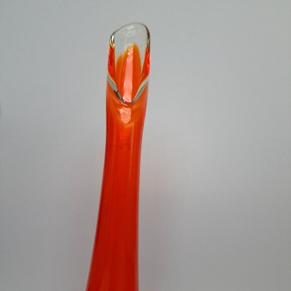 Viking Amberina Orange Footed Vase - Picture 5 of 11